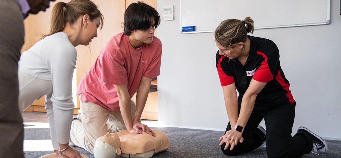 Курсы красного креста оказания первой помощи
